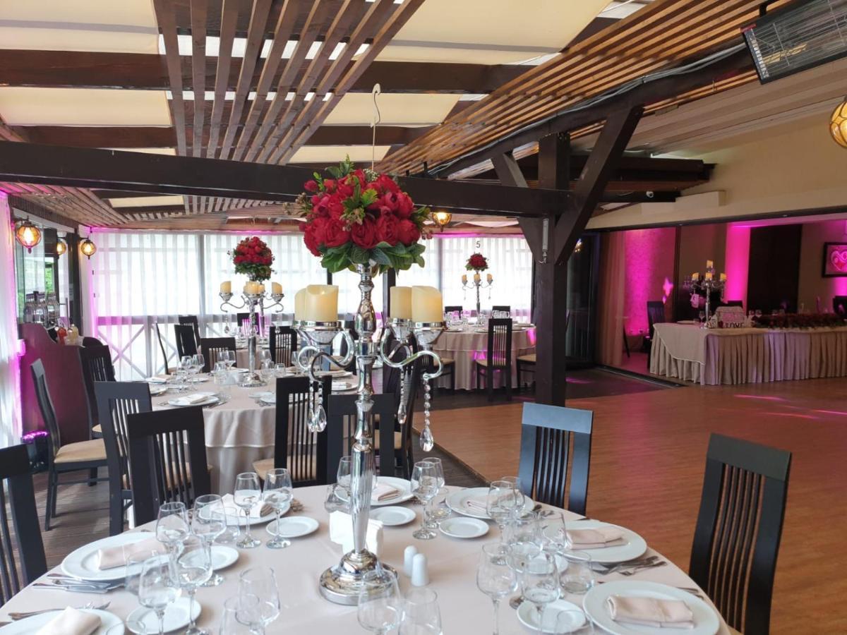 3 Stejari Brasov Hotel Alsótömös Kültér fotó